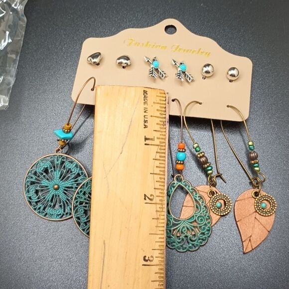 BOHO bundle leaf arrows turquoise wood ball stud earrings - Picture 2 of 6